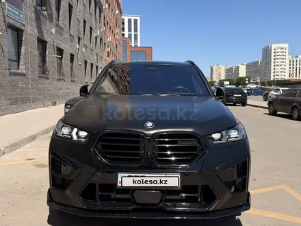 BMW X5 2024 года за 50 000 000 тг. в Астана