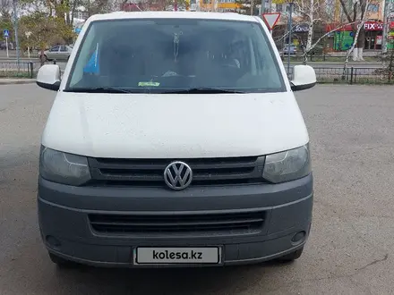 Volkswagen Transporter 2011 года за 10 500 000 тг. в Павлодар – фото 2