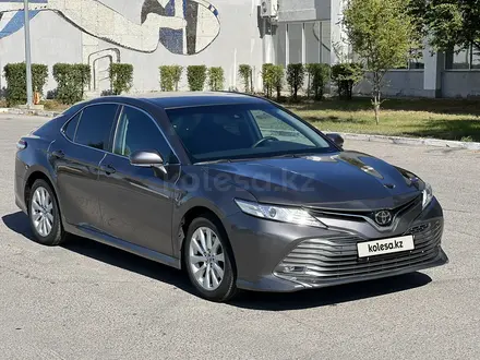 Toyota Camry 2018 года за 12 200 000 тг. в Астана – фото 8