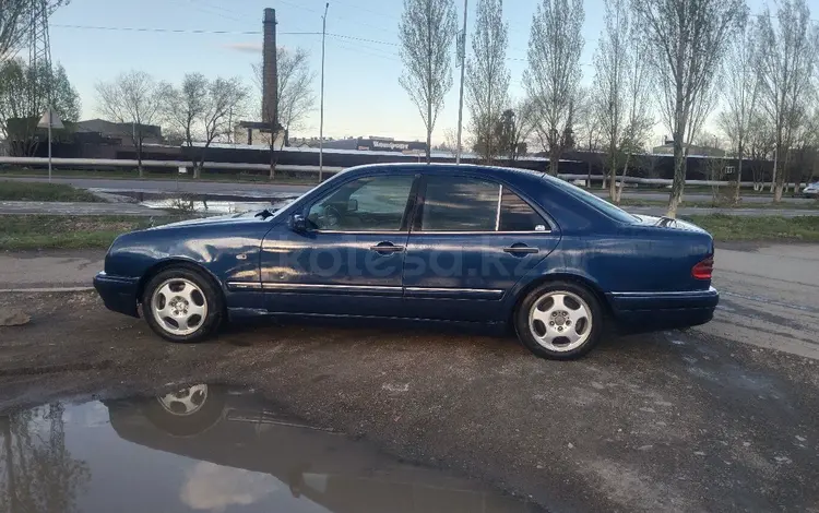 Mercedes-Benz E 280 1996 годаүшін2 200 000 тг. в Астана