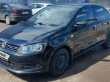 Volkswagen Polo 2011 года за 4 800 000 тг. в Астана – фото 2