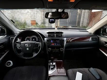 Toyota Camry 2013 года за 10 000 000 тг. в Алматы – фото 29