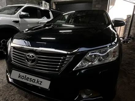 Toyota Camry 2013 года за 10 000 000 тг. в Алматы – фото 44