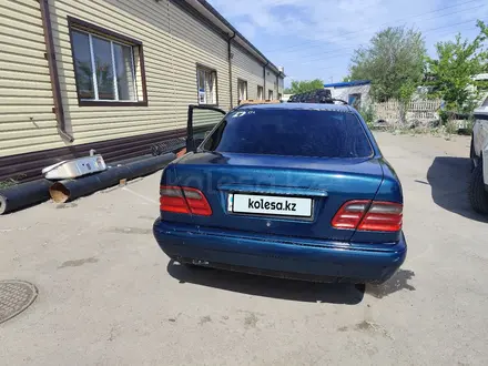 Mercedes-Benz E 200 1996 года за 1 600 000 тг. в Павлодар – фото 4