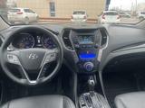 Hyundai Santa Fe 2013 года за 8 780 000 тг. в Актау – фото 4