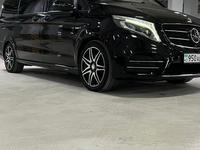 Водителем Mercedes Benz viano vito V-Class виано вито минивэнов в Астана