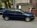 Volkswagen Golf 1993 годаfor960 000 тг. в Караганда – фото 3