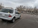 Mercedes-Benz ML 320 2000 годаүшін4 300 000 тг. в Караганда – фото 5