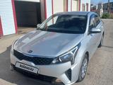 Kia Rio 2021 года за 8 000 000 тг. в Атырау