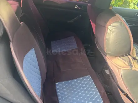 Volkswagen Golf 1999 года за 1 400 000 тг. в Тараз – фото 2