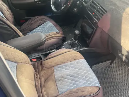 Volkswagen Golf 1999 года за 1 400 000 тг. в Тараз – фото 3