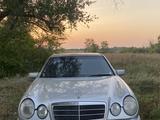 Mercedes-Benz E 230 1997 годаүшін2 500 000 тг. в Уральск – фото 3