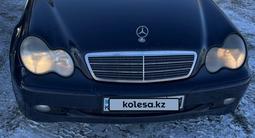 Mercedes-Benz C 180 2001 годаүшін3 200 000 тг. в Экибастуз – фото 2