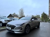 Hyundai Sonata 2022 года за 15 500 000 тг. в Астана