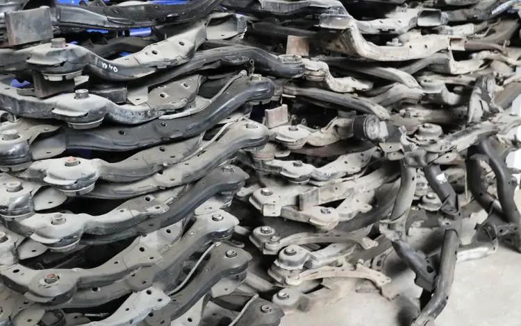 Передний задний балки привозные на Lexus за 35 000 тг. в Алматы