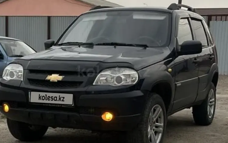 Chevrolet Niva 2015 годаүшін2 300 000 тг. в Атырау