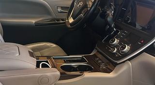 Toyota Sienna 2015 годаүшін8 500 000 тг. в Кульсары