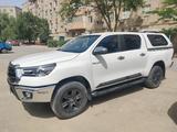 Toyota Hilux 2023 года за 20 500 000 тг. в Актау