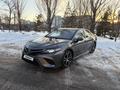 Toyota Camry 2020 года за 11 500 000 тг. в Астана – фото 2