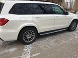 Mercedes-Benz GLS 400 2016 года за 31 000 000 тг. в Астана – фото 4