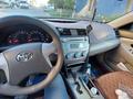 Toyota Camry 2007 года за 4 200 000 тг. в Атырау – фото 8