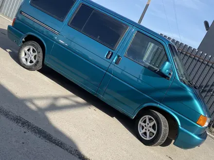 Volkswagen Multivan 1993 года за 5 800 000 тг. в Алматы – фото 16