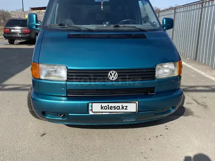 Volkswagen Multivan 1993 года за 5 800 000 тг. в Алматы – фото 4