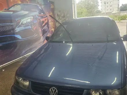 Volkswagen Passat 1995 года за 1 700 000 тг. в Караганда – фото 9