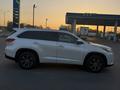 Toyota Highlander 2018 годаүшін18 500 000 тг. в Алматы – фото 4