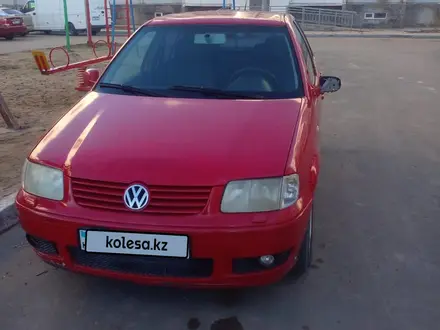 Volkswagen Polo 2000 года за 1 000 000 тг. в Атырау