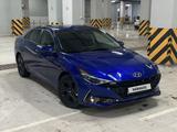 Hyundai Elantra 2022 года за 9 850 000 тг. в Астана