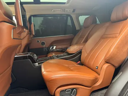 Land Rover Range Rover 2014 года за 23 000 000 тг. в Алматы – фото 14