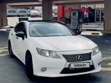 Lexus ES 250 2014 годаүшін9 999 999 тг. в Алматы