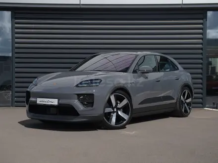 Porsche Macan RWD 2025 года за 71 500 000 тг. в Уральск