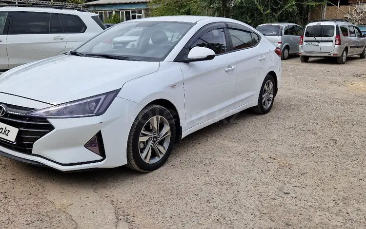 Hyundai Elantra 2019 годаүшін8 500 000 тг. в Шымкент