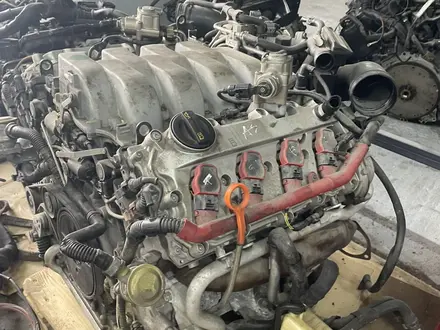 Двигатель туарег BAR 4.2 за 135 000 тг. в Алматы – фото 2