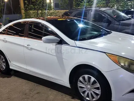 Hyundai Sonata 2013 года за 2 500 000 тг. в Астана