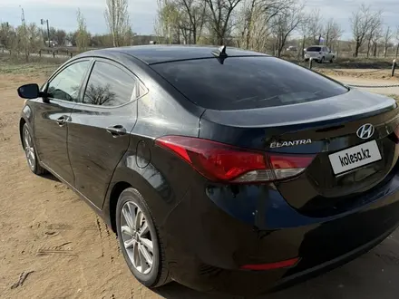 Hyundai Elantra 2014 года за 3 850 000 тг. в Актобе – фото 5