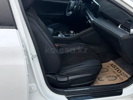 Kia K5 2022 года за 12 800 000 тг. в Атырау – фото 4