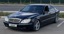 Mercedes-Benz S 320 1999 года за 4 000 000 тг. в Астана – фото 3