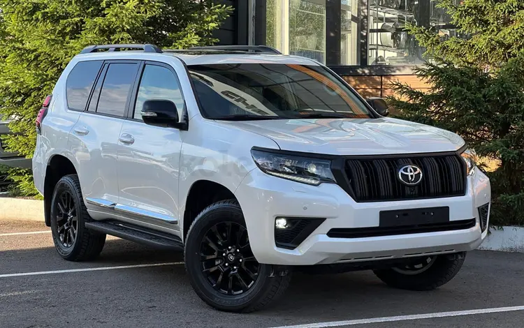 Toyota Land Cruiser Prado 2023 годаfor33 900 000 тг. в Караганда