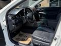Toyota Camry 2015 года за 9 700 000 тг. в Тараз – фото 20