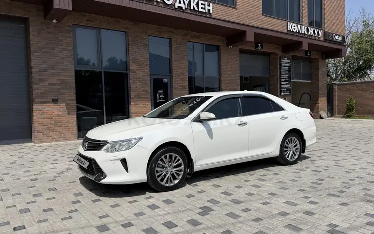 Toyota Camry 2015 года за 9 700 000 тг. в Тараз