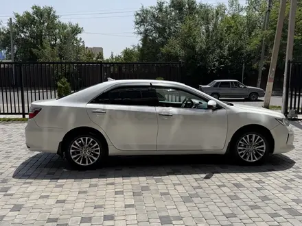 Toyota Camry 2015 года за 9 700 000 тг. в Алматы – фото 9