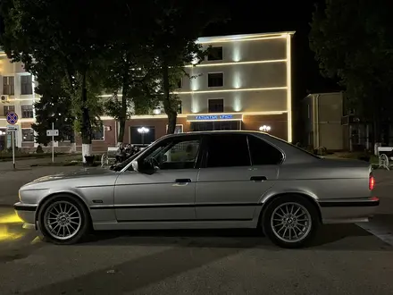 BMW 525 1993 года за 1 300 000 тг. в Алматы – фото 2