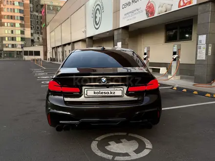 BMW 530 2019 года за 18 900 000 тг. в Алматы – фото 20