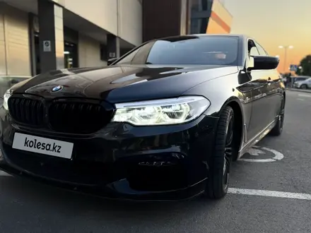 BMW 530 2019 года за 18 900 000 тг. в Алматы – фото 5