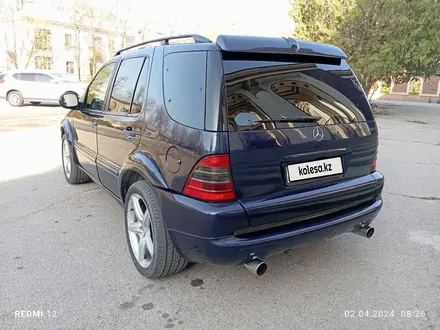 Mercedes-Benz ML 320 2000 года за 4 000 000 тг. в Шымкент – фото 5