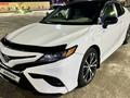 Toyota Camry 2020 года за 10 300 000 тг. в Атырау – фото 9