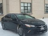 Toyota Camry 2017 года за 7 200 000 тг. в Уральск – фото 2